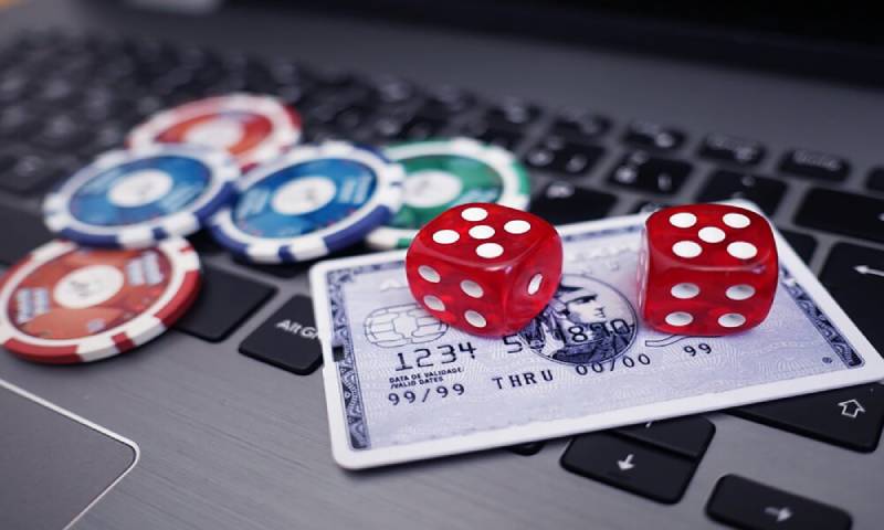 Cược Bài Dựa Theo Xác Suất - Chơi Bài Có Tư Duy 4 Nguyên tắc cơ bản về xác suất trong game bài